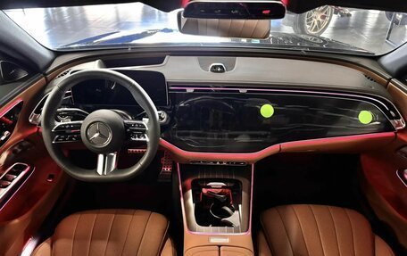 Mercedes-Benz E-Класс, 2026 год, 9 600 000 рублей, 5 фотография