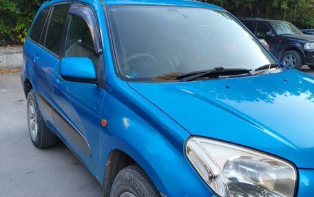 Toyota RAV4, 2003 год, 665 000 рублей, 2 фотография