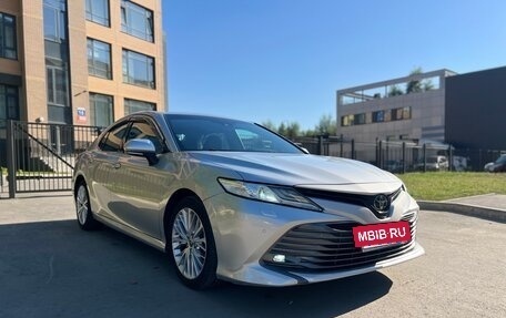 Toyota Camry, 2020 год, 3 100 000 рублей, 9 фотография