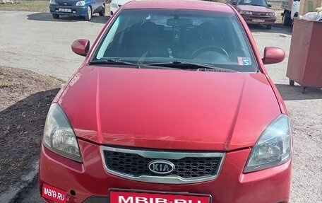 KIA Rio II, 2011 год, 635 000 рублей, 1 фотография