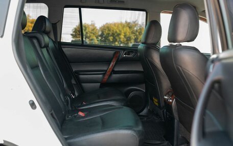 Toyota Highlander III, 2011 год, 1 770 000 рублей, 19 фотография