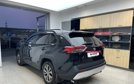 Toyota RAV4, 2025 год, 3 990 000 рублей, 6 фотография
