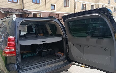 Toyota Land Cruiser Prado 150 рестайлинг 2, 2011 год, 2 550 000 рублей, 6 фотография