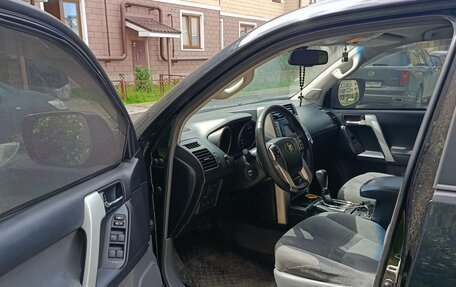Toyota Land Cruiser Prado 150 рестайлинг 2, 2011 год, 2 550 000 рублей, 11 фотография