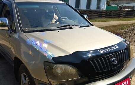 Lexus RX IV рестайлинг, 1999 год, 705 000 рублей, 1 фотография