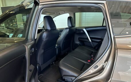 Toyota RAV4, 2014 год, 1 999 000 рублей, 18 фотография