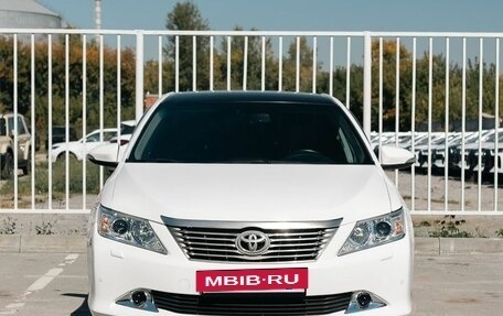 Toyota Camry, 2013 год, 1 600 000 рублей, 2 фотография