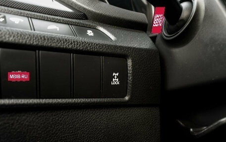 Hyundai Santa Fe III рестайлинг, 2013 год, 1 850 000 рублей, 25 фотография