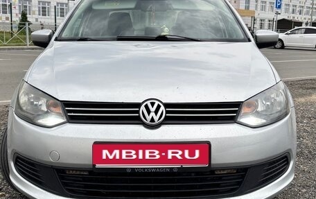 Volkswagen Polo VI (EU Market), 2011 год, 520 000 рублей, 2 фотография