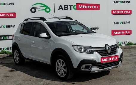 Renault Sandero II рестайлинг, 2019 год, 1 000 000 рублей, 4 фотография