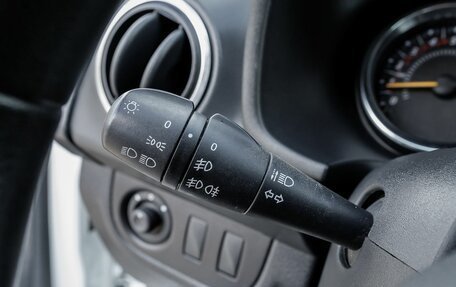 Renault Sandero II рестайлинг, 2019 год, 1 000 000 рублей, 17 фотография