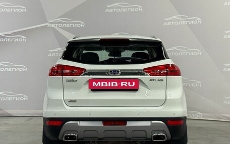 Geely Atlas I, 2018 год, 1 799 000 рублей, 4 фотография