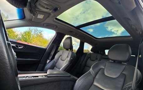Volvo XC60 II, 2018 год, 4 110 000 рублей, 11 фотография