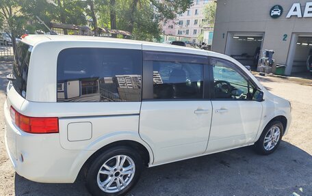 Nissan Lafesta I, 2010 год, 720 000 рублей, 3 фотография