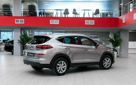 Hyundai Tucson III, 2020 год, 1 950 000 рублей, 2 фотография
