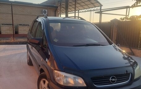Opel Zafira A рестайлинг, 2001 год, 330 000 рублей, 1 фотография
