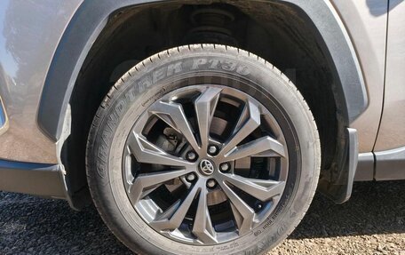 Toyota RAV4, 2024 год, 3 600 000 рублей, 7 фотография