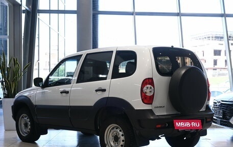 Chevrolet Niva I рестайлинг, 2019 год, 775 000 рублей, 4 фотография