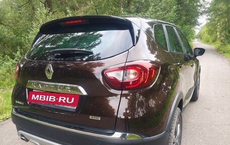 Renault Kaptur I рестайлинг, 2018 год, 1 580 000 рублей, 8 фотография