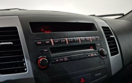 Mitsubishi Outlander III рестайлинг 3, 2008 год, 920 000 рублей, 20 фотография