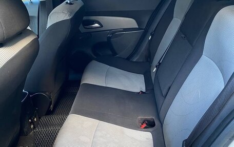 Chevrolet Cruze II, 2011 год, 490 000 рублей, 8 фотография