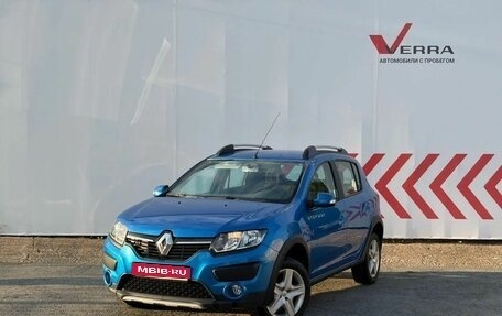 Renault Sandero II рестайлинг, 2016 год, 950 000 рублей, 1 фотография