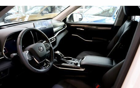Toyota Highlander, 2025 год, 5 650 000 рублей, 8 фотография