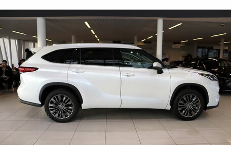 Toyota Highlander, 2025 год, 5 650 000 рублей, 7 фотография