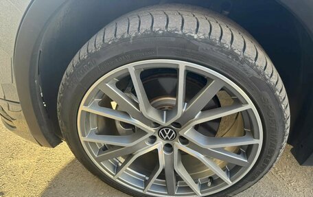 Volkswagen Tiguan II, 2021 год, 3 800 000 рублей, 27 фотография