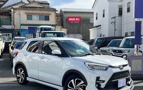 Toyota Raize I, 2022 год, 1 267 000 рублей, 2 фотография