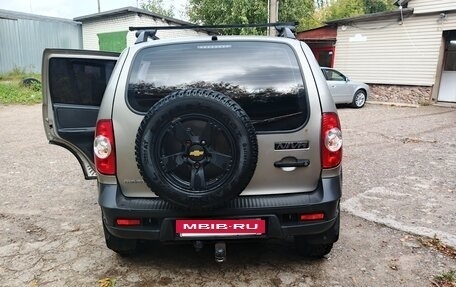 Chevrolet Niva I рестайлинг, 2013 год, 650 000 рублей, 3 фотография