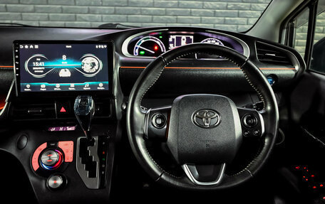 Toyota Sienta II, 2017 год, 1 380 000 рублей, 16 фотография