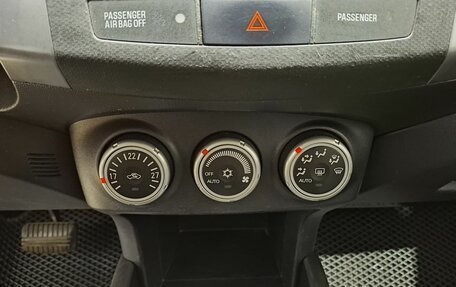 Mitsubishi Outlander III рестайлинг 3, 2008 год, 850 000 рублей, 15 фотография