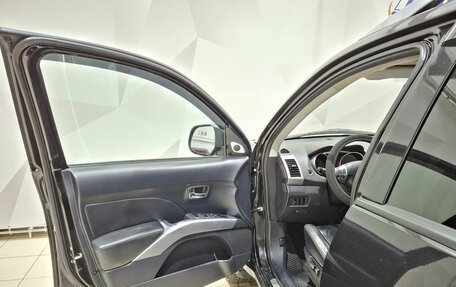 Mitsubishi Outlander III рестайлинг 3, 2008 год, 850 000 рублей, 20 фотография