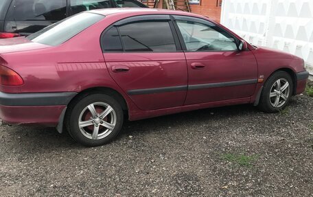 Toyota Avensis III рестайлинг, 1998 год, 200 000 рублей, 2 фотография