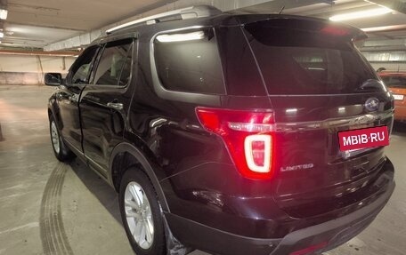 Ford Explorer VI, 2015 год, 1 400 000 рублей, 2 фотография