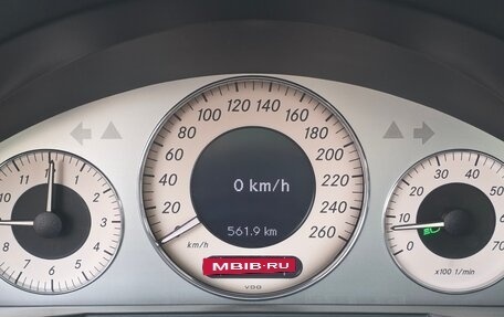Mercedes-Benz E-Класс, 2002 год, 1 320 000 рублей, 10 фотография