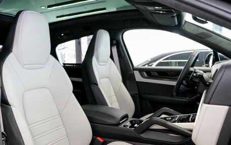 Porsche Cayenne III, 2025 год, 25 690 000 рублей, 2 фотография