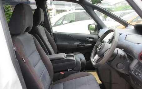 Nissan Serena IV, 2021 год, 1 604 000 рублей, 8 фотография