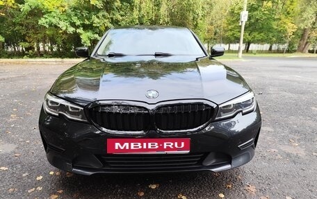 BMW 3 серия, 2020 год, 3 400 000 рублей, 3 фотография