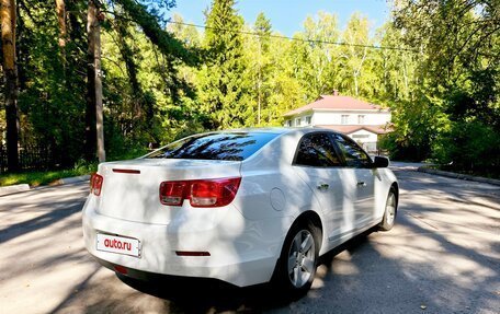 Chevrolet Malibu VIII, 2012 год, 1 100 000 рублей, 5 фотография