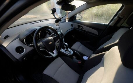 Chevrolet Cruze II, 2013 год, 900 000 рублей, 9 фотография