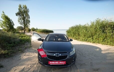 Chevrolet Cruze II, 2013 год, 900 000 рублей, 18 фотография