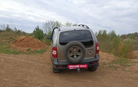 Chevrolet Niva I рестайлинг, 2018 год, 640 000 рублей, 10 фотография
