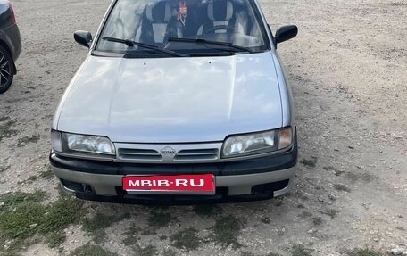 Nissan Primera II рестайлинг, 1992 год, 180 000 рублей, 1 фотография