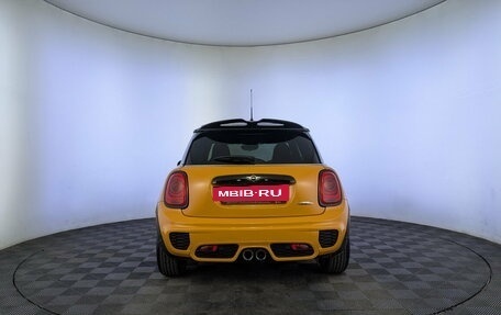 MINI Hatch, 2015 год, 2 050 000 рублей, 6 фотография