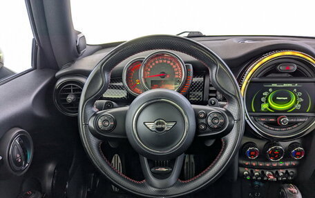MINI Hatch, 2015 год, 2 050 000 рублей, 21 фотография