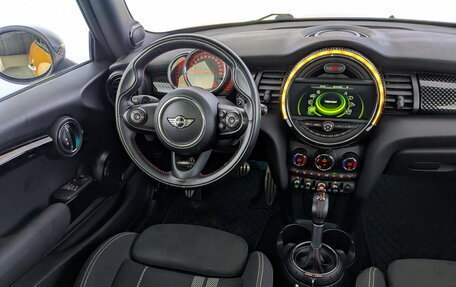 MINI Hatch, 2015 год, 2 050 000 рублей, 29 фотография