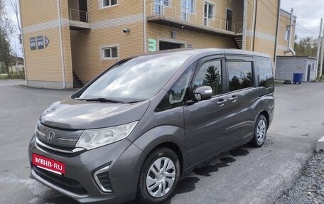 Honda Stepwgn IV, 2020 год, 1 700 000 рублей, 5 фотография