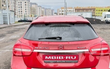 Mercedes-Benz GLA, 2015 год, 1 900 000 рублей, 3 фотография